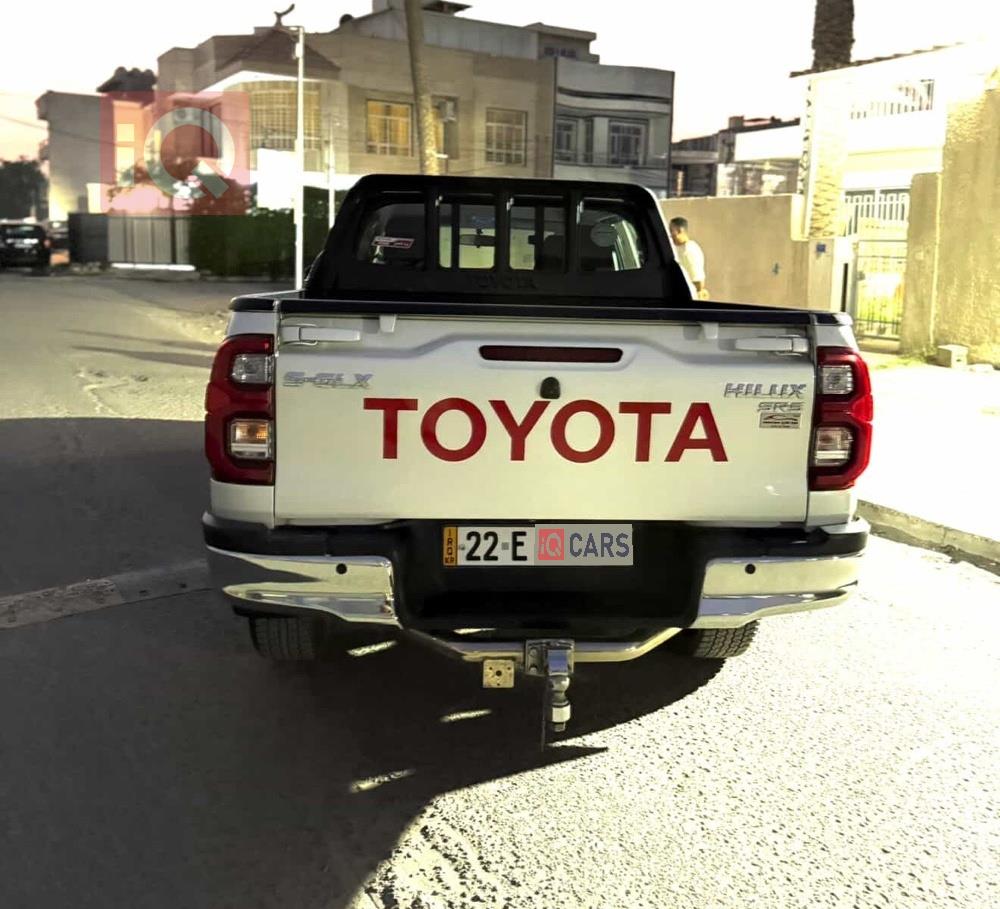 تويوتا هايلوكس